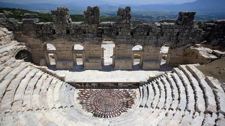Medusa Mozaiği ziyarete açıldı