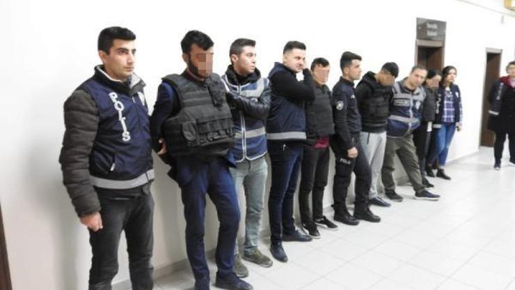 Kuyumcu soyguncularını, kurulan özel ekip yakaladı