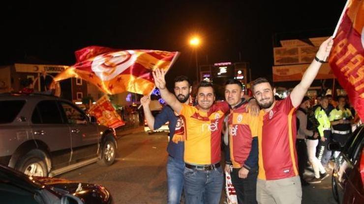 Düzceliler şampiyonluğu coşkuyla kutladı