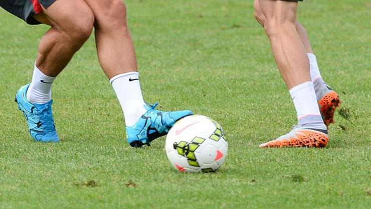 Gürcistanda 11 futbolcuya şike gözaltısı