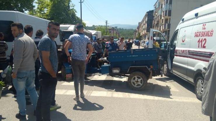 Akçakoca’da patpat kazası 2 yaralı