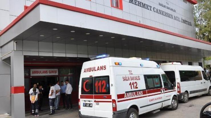 Devrilen traktörünün altında kalan çiftçi öldü
