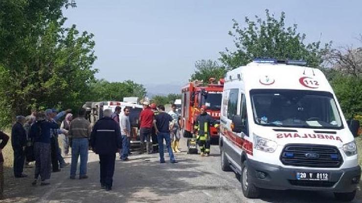 Denizlide 3 aracın karıştığı zincirleme kaza: 7 yaralı