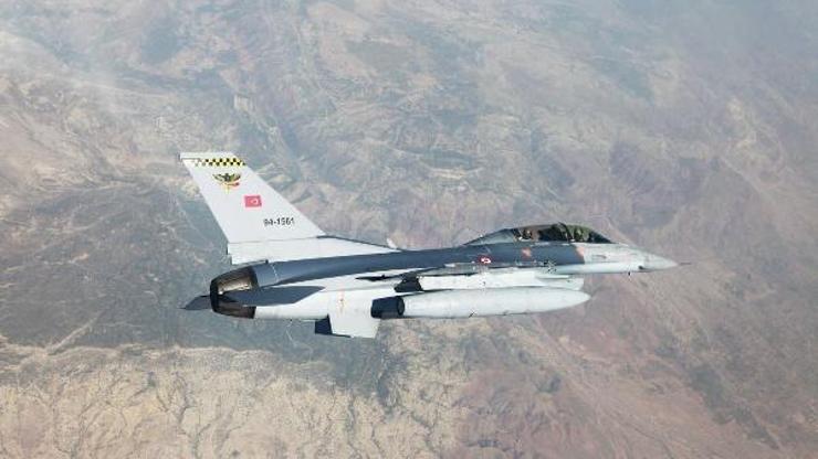Irakın kuzeyinde PKK hedefleri vuruldu