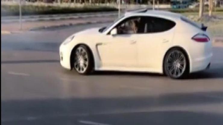 Lüks aracıyla yol kesip drift yapan sürücü yakalandı