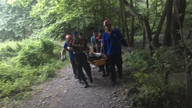 Balıklama atladı, kayalıklara çarparak öldü