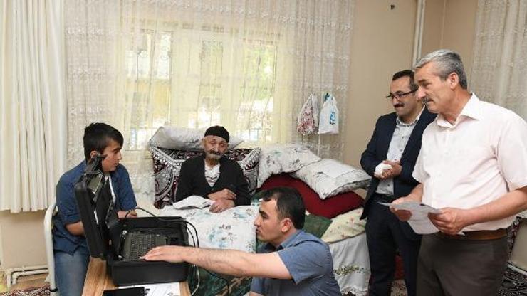 Çatakta evde kimlik uygulaması