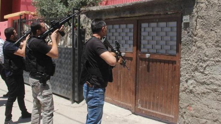 DEAŞın bombacıları, Adanada eyleme hazırlanırken yakalandı
