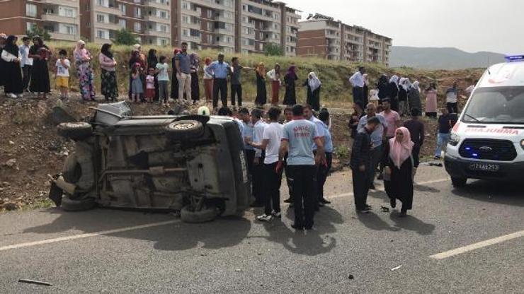 Bingölde trafik kazası: 5 yaralı