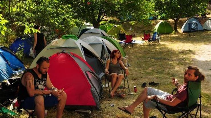 Kapadokya’da renkli çadır festivali