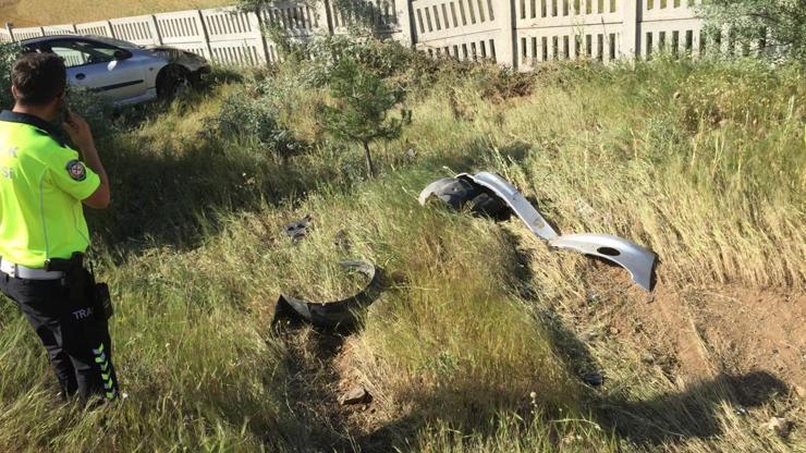 Kırıkkalede şarampole devrilen otomobildeki 5 kişi yaralandı