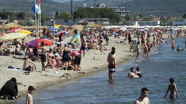 Bayram bitti ancak Kuzey Ege sahillerinde yoğunluk sürüyor
