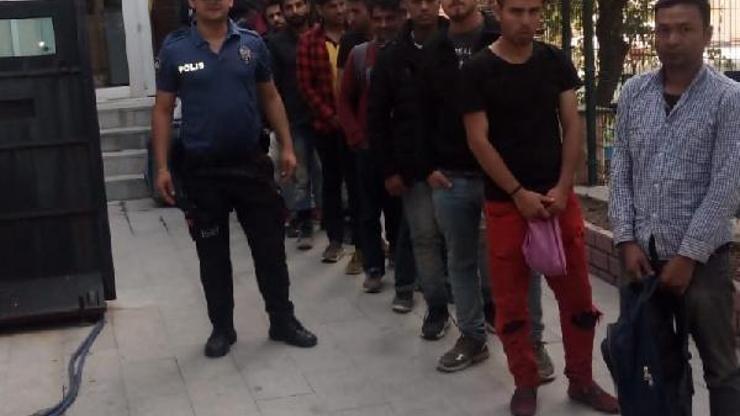 Keşanda 17 kaçak göçmen yakalandı