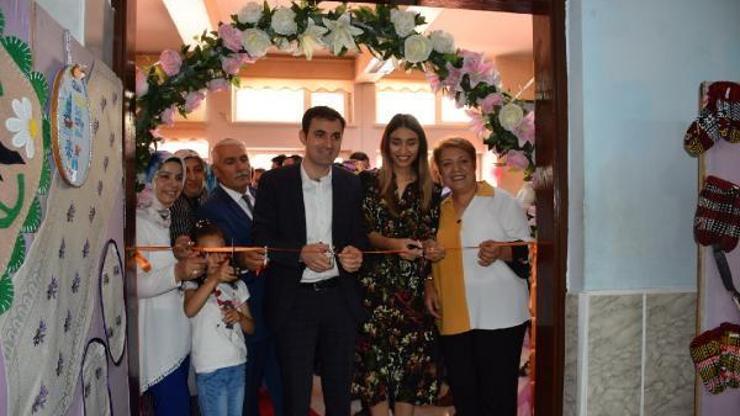 Reşadiye Halk Eğitim Merkezinden yıl sonu sergisi
