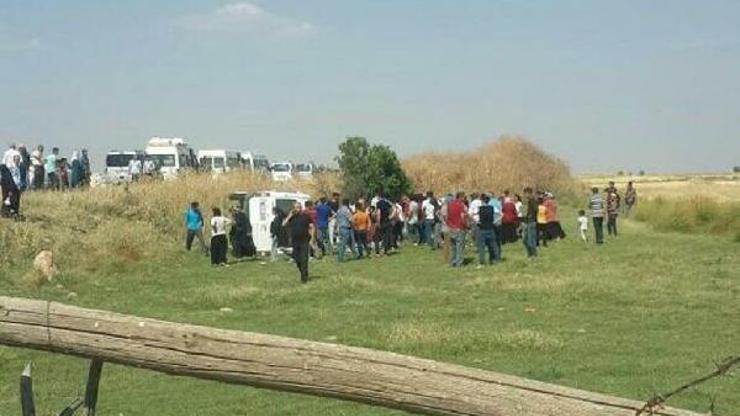 Nusaybinde tarım işçilerini taşıyan minibüs devrildi: 16 yaralı