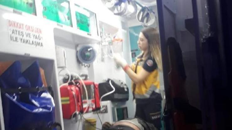 Amcasını kilitlediği evi ateşe verdi