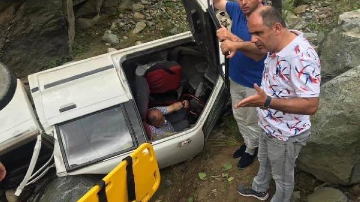 Kayınvalidesinin cenazesine giderken kazada yaralandı