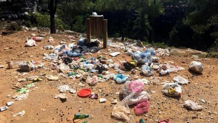 Güver Kanyonundaki çöp yığınları iç sızlatıyor