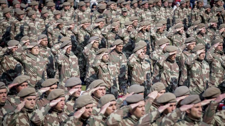 Askeriyede görev yapan sivil memurlarla ilgili önemli karar