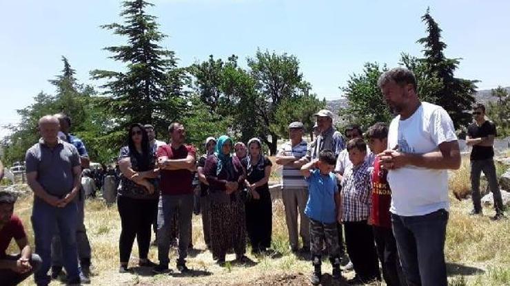 Tiyatrocu Mevlüt Demiryay, Niğdede toprağa verildi