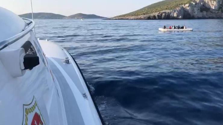 Çeşme açıklarında 22 kaçak göçmen yakalandı