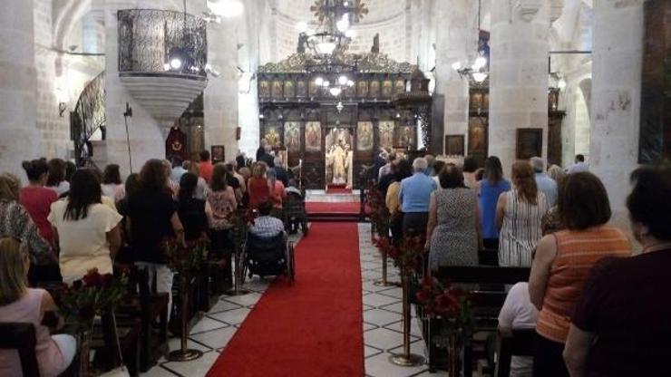 Hatayda St. Pierre Aziz Petrus ve Pavlus bayramı kutlamaları başladı