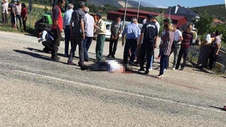 Yolun karşısına geçmek isterken canından oldu
