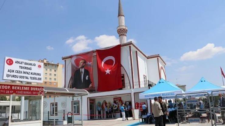 Tekirdağda cezaevi kampüsüne yapılan cami törenle açıldı