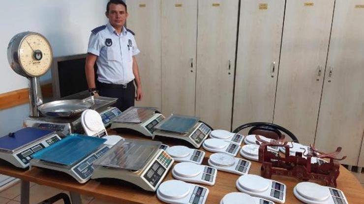 Odunpazarı Zabıtası seyyar satıcılara göz açtırmıyor