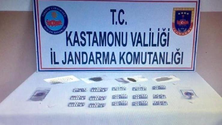 Kastamonu’da zehir tacirlerine operasyon: 10 tutuklama