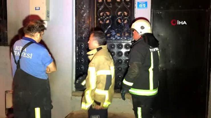 Bursada korku dolu anlar... Katil zanlısının evine molotoflu saldırı