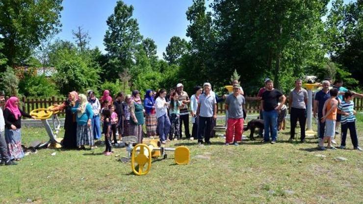 Çocuk parkının yol yapımı için kaldırılmak istenmesine tepki