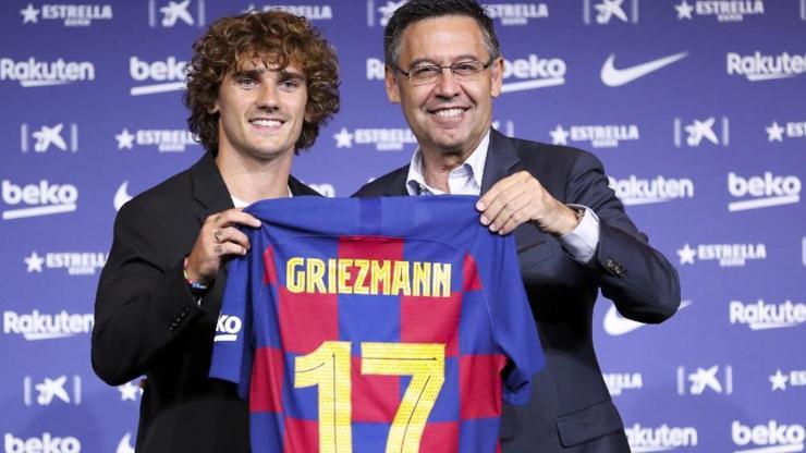 Barcelona yılın transferini tanıttı
