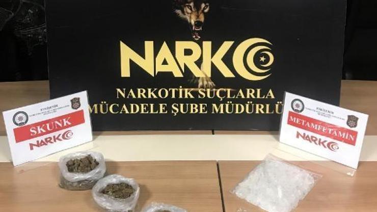 Eskişehirde uyuşturucu operasyonu: 4 gözaltı