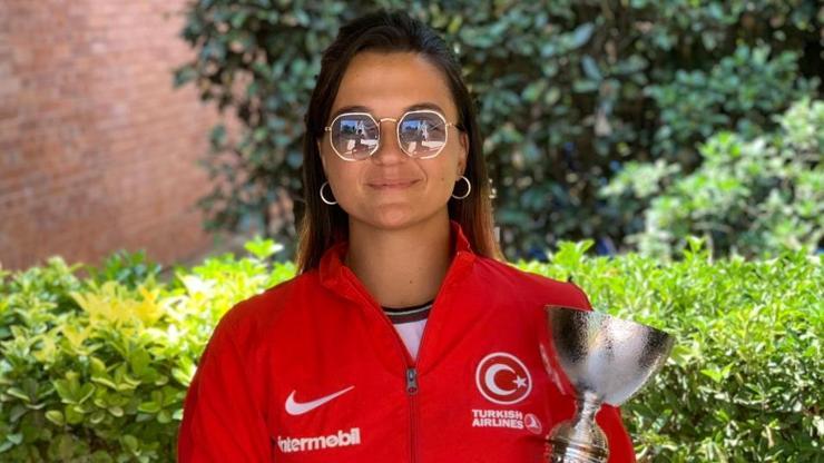 Büşra Ün İtalyada şampiyon oldu