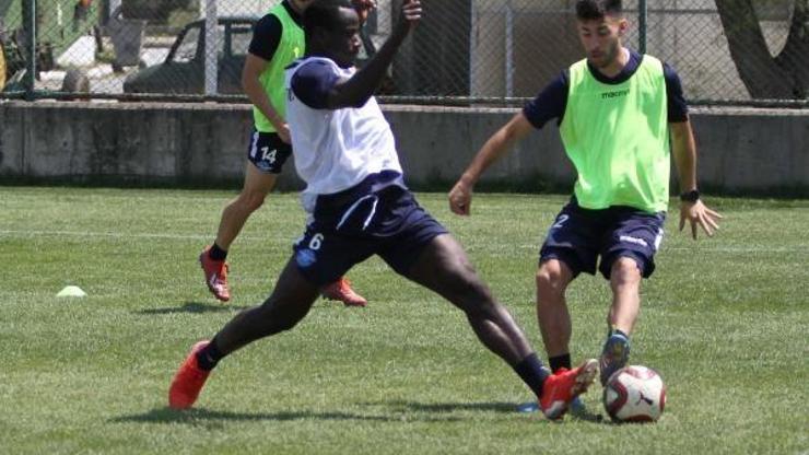 Adana Demirspor antrenman yaptı