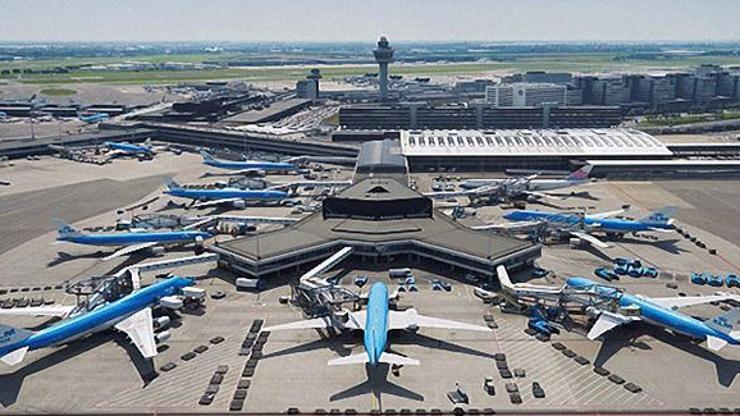 Schiphol Havalimanında yakıt sistemi çöktü