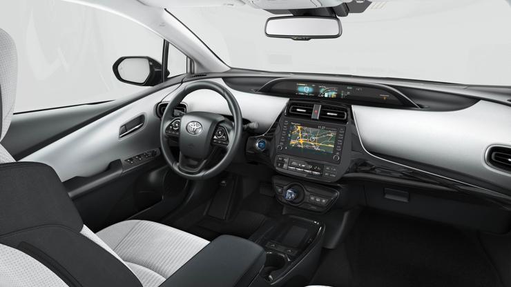 Toyota Prius Plug-in Hybrid yenilendi