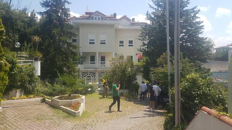 Fas Konsolosluğunun çatısında korkutan yangın