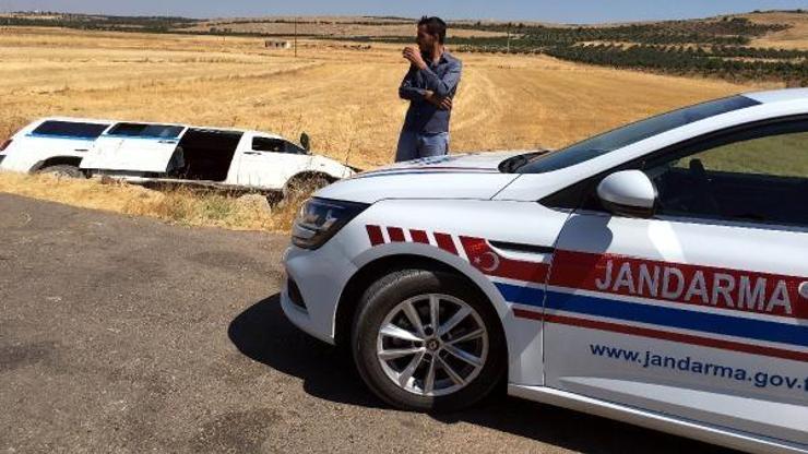 Engelli öğrencileri taşıyan minibüs devrildi: 10 yaralı