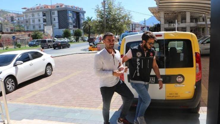 Alanyada uyuşturucuyla yakalanan firari tutuklandı