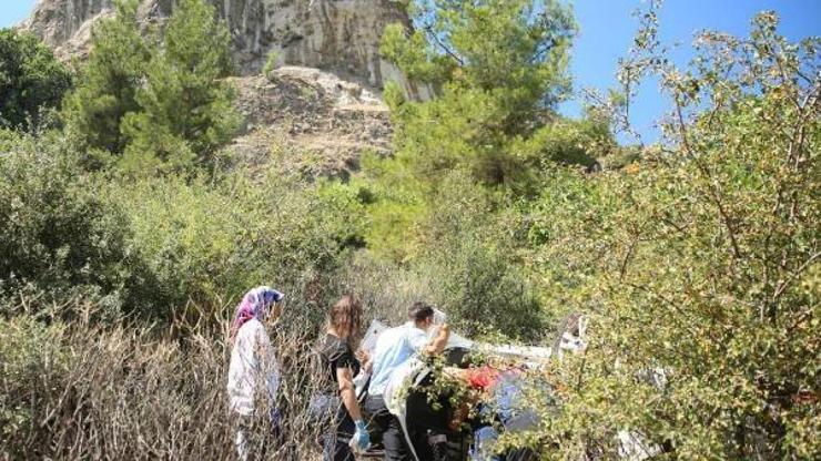 Otomobilini uçuruma sürdü, kurtarılamadı