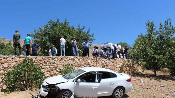 Bayramlaşmaya giderken kaza yaptılar: 4 yaralı