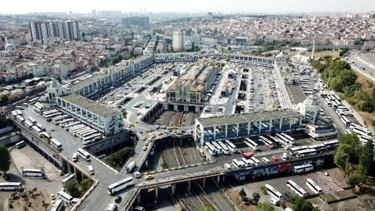 Otogarda dönüş yoğunluğu sürüyor