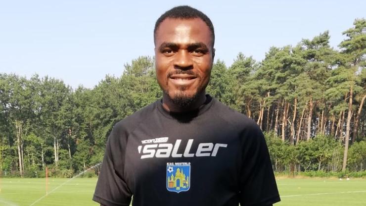 Emenike idmanlara başladı