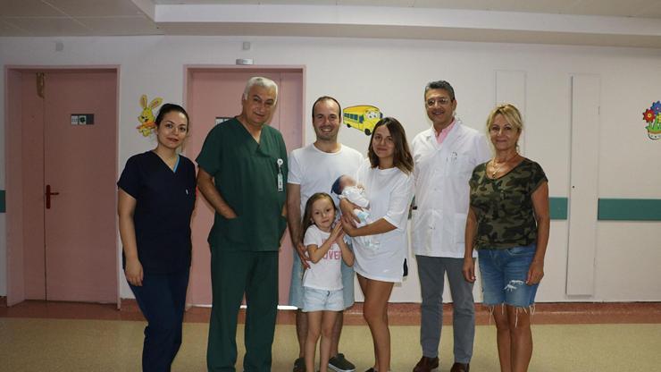 Leo bebek taburcu oldu