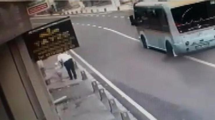 Ümraniyede 6 kişinin yaralandığı kaza kamerada
