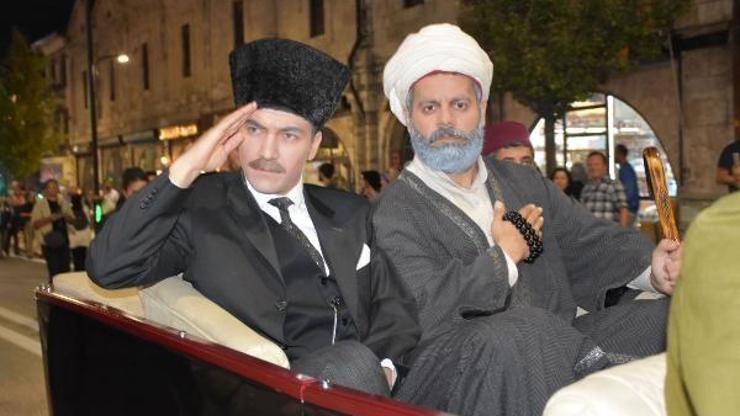 Atatürkün Sivasa gelişi temsili olarak canlandırıldı