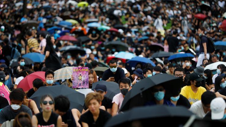 Son dakika... Hong Kong tartışmalı tasarıyı resmen geri çekti