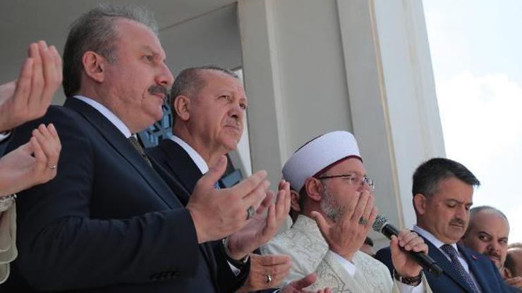 Erdoğan İTÜ Abdülhakim Sancak Camiinin açılışına katıldı